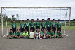 3年生の部　優勝　荻野サッカー少年団