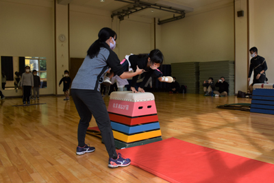 ミズノスポーツ塾 苦手克服とびばこ教室