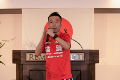 講演会　講師：猫ひろしさん